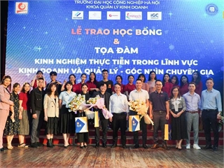 Sinh viên Quản trị kinh doanh, Logistics & Quản lý chuỗi cung ứng tiếp nhận kiến thức dưới góc nhìn chuyên gia