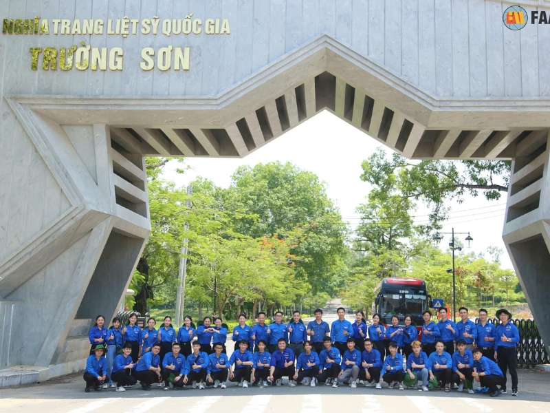 Chuyến trải nghiệm thực tế 4 ngày 3 đêm của 4 sinh viên tiêu biểu khoa Kế toán – Kiểm toán trường ĐHCNHN