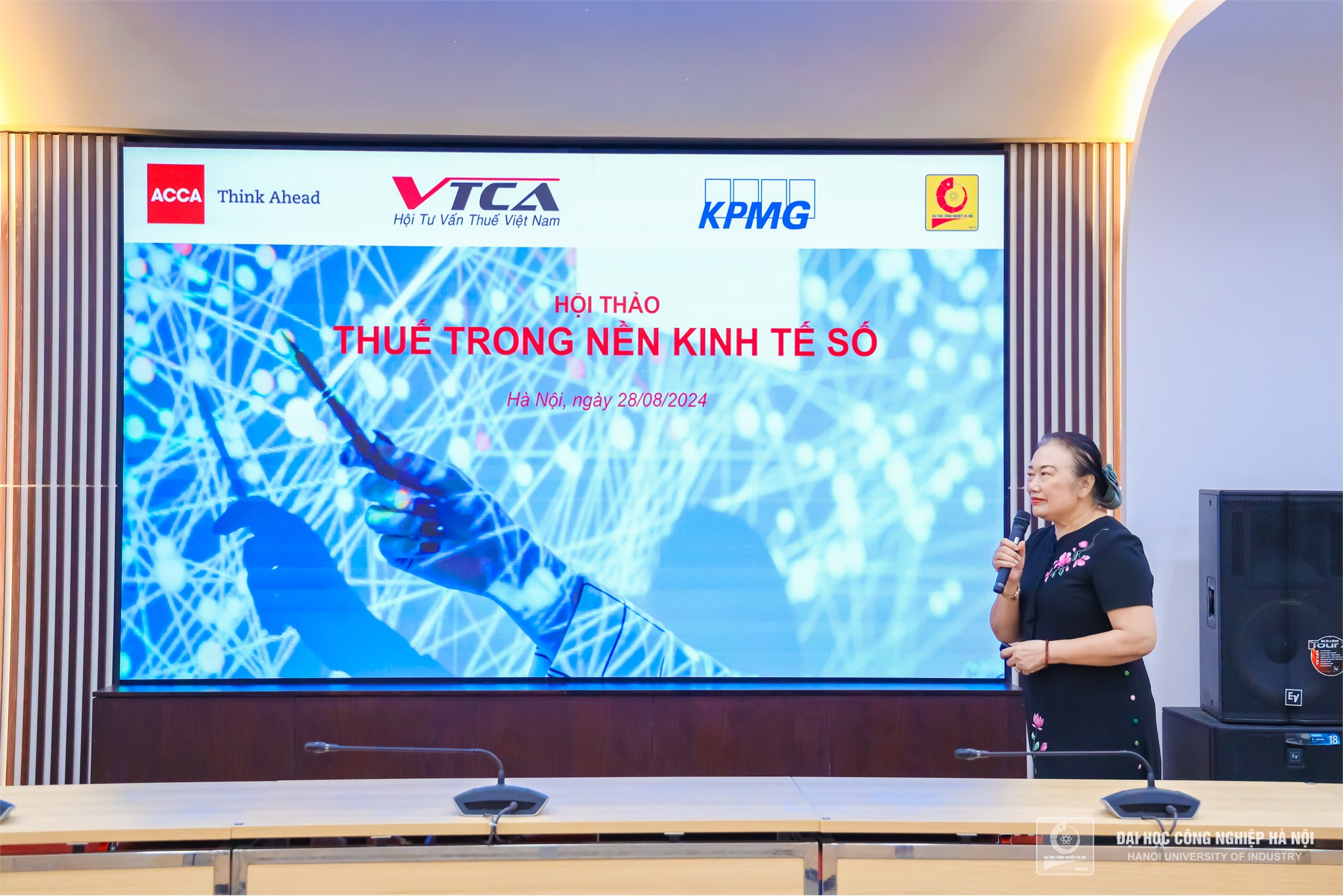 Hội thảo “Thuế và nền kinh tế số”