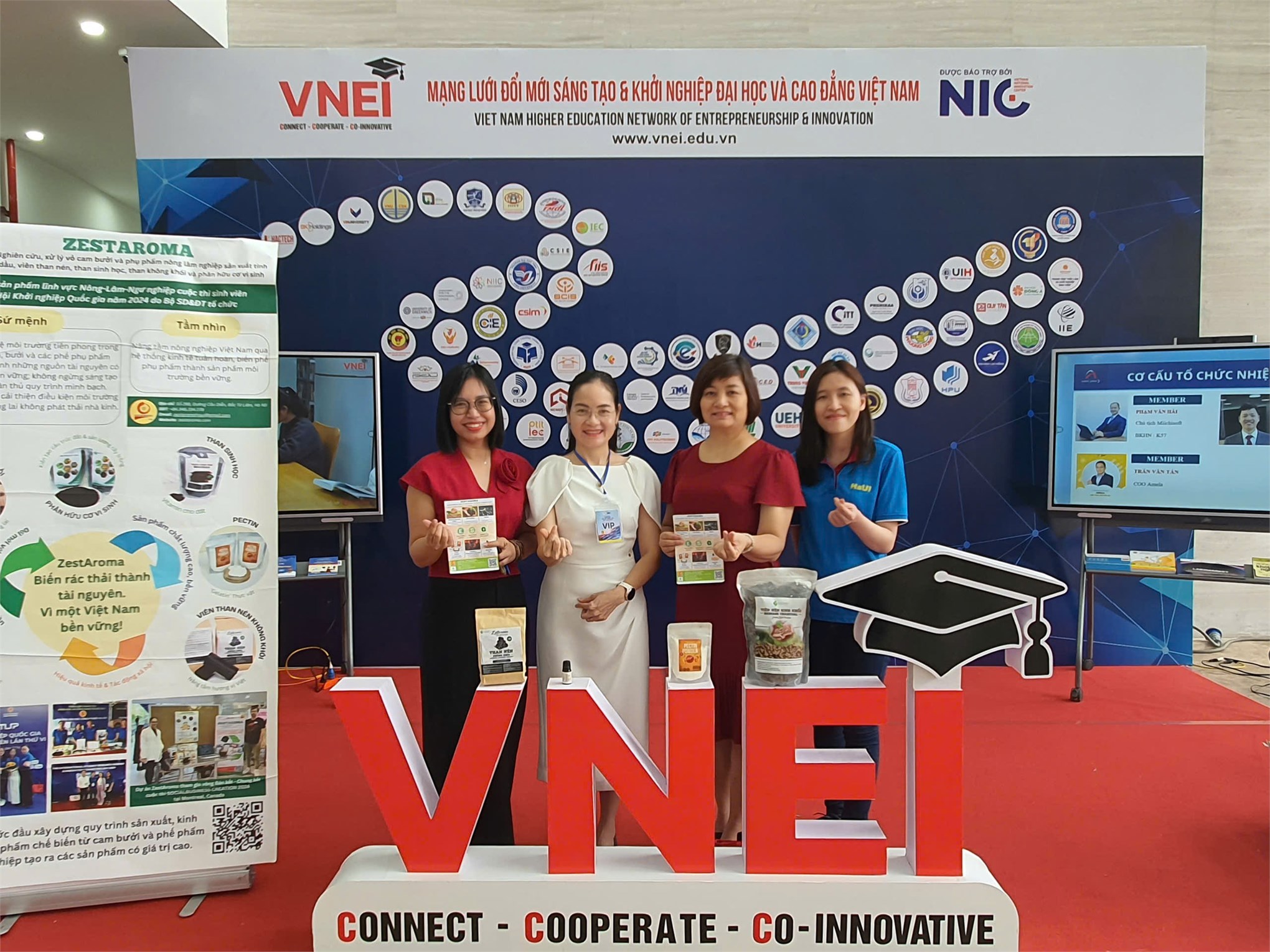 Trường Kinh tế - Đại học Công nghiệp Hà Nội trở thành thành viên chính thức của Mạng lưới Đổi mới Sáng tạo và Khởi nghiệp các trường Đại học, Cao đẳng Việt Nam, cam kết tham gia SÁNG KIẾN VINC FORUM