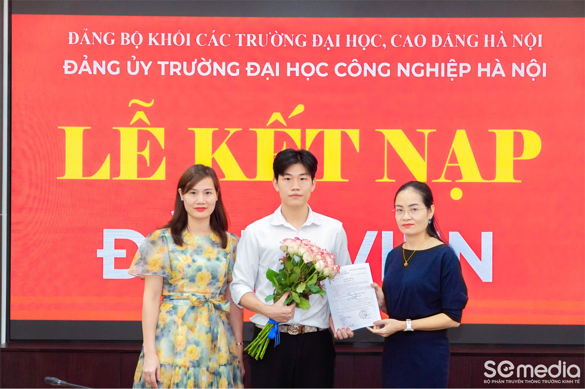 Sinh hoạt Chi bộ Kinh tế 1 – Đảng ủy bộ phận Trường Kinh tế, tháng 11 năm 2024