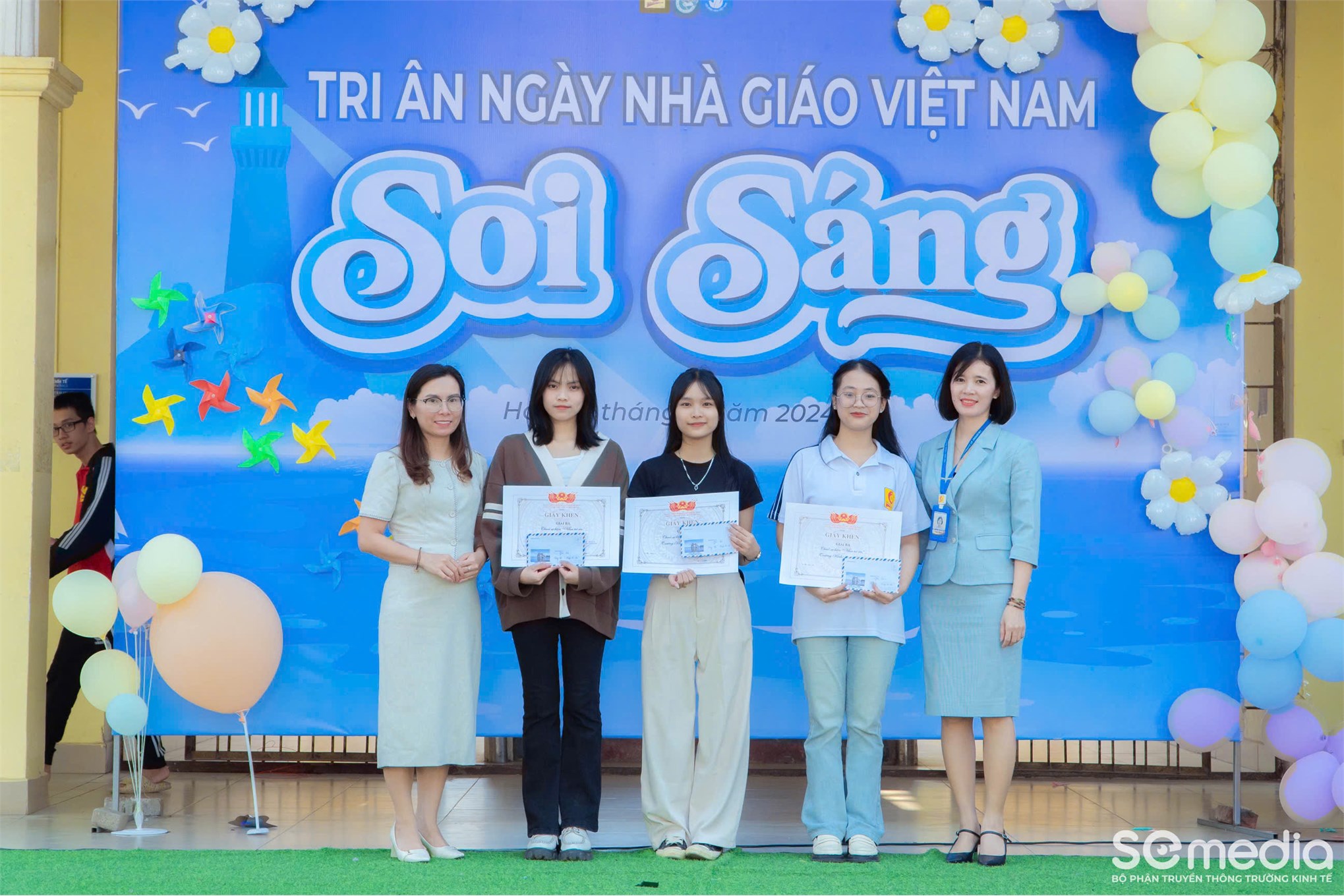 Trường Kinh tế, Trường đại học Công nghiệp Hà Nội long trọng tổ chức chuối hoạt động kỉ niệm Ngày Nhà giáo việt nam 20 - 11