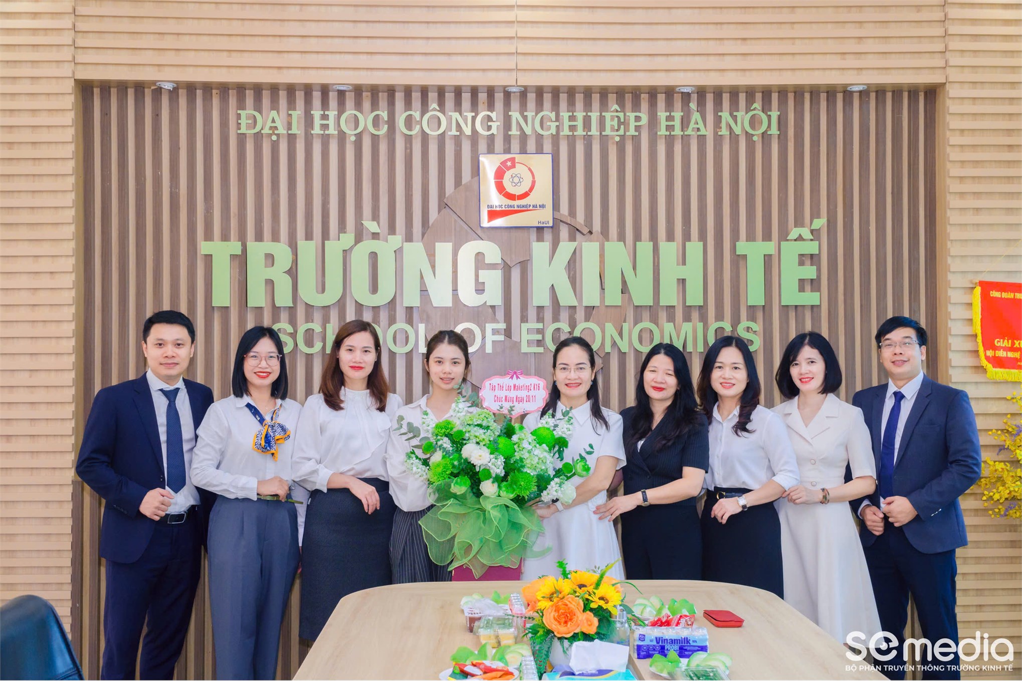 Trường Kinh tế, Trường đại học Công nghiệp Hà Nội long trọng tổ chức chuối hoạt động kỉ niệm Ngày Nhà giáo việt nam 20 - 11