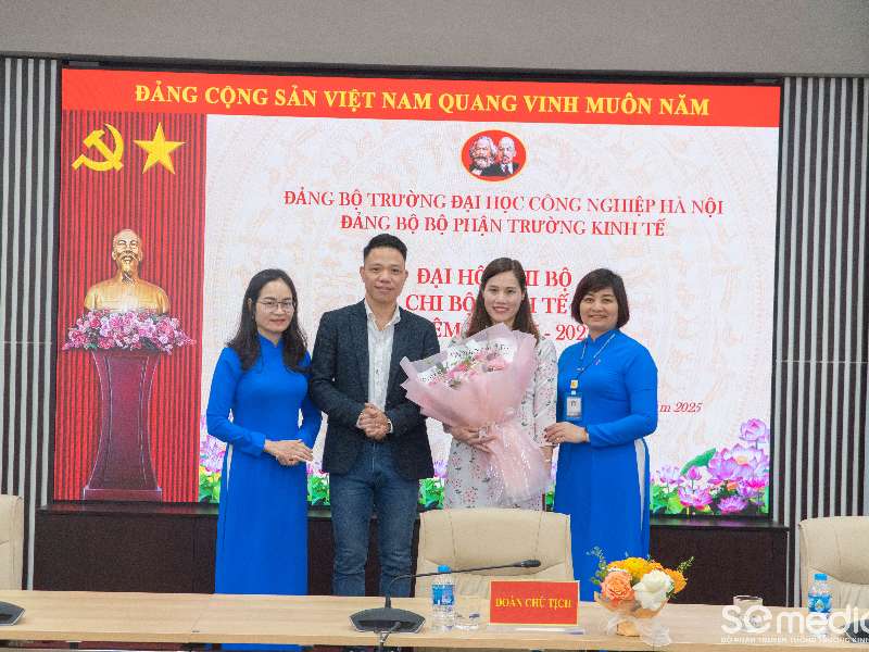 Đại hội các chi bộ trực thuộc Đảng bộ bộ phận Trường Kinh tế nhiệm kỳ 2025 – 2027