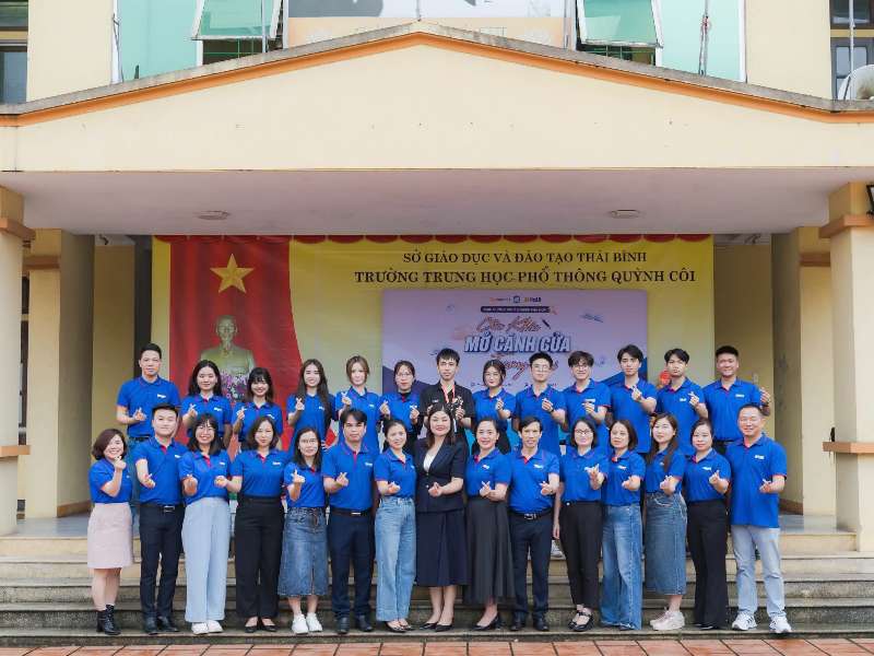 Trường Kinh tế tham gia hoạt động tuyển sinh - hướng nghiệp tại các trường THPT ở Nam định và Thái bình