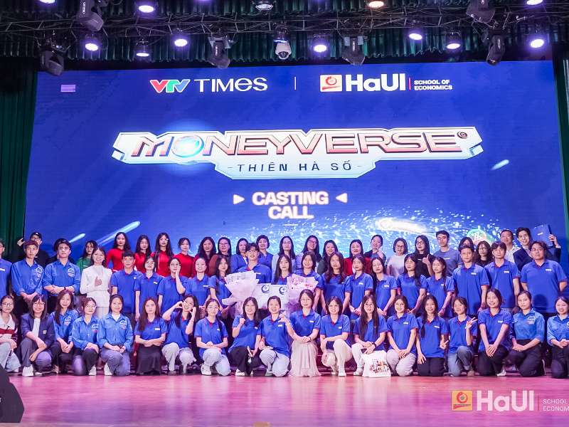 "Vũ Trụ Đồng Tiền - The Moneyverse 2025" đổ bộ Đại học Công nghiệp Hà Nội: Sân chơi tài chính hấp dẫn cho sinh viên