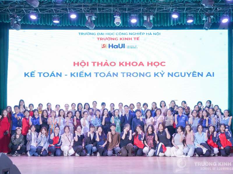 Hội thảo khoa học “Kế toán – Kiểm toán trong kỷ nguyên AI” diễn ra tại Trường đại học Công nghiệp Hà Nội