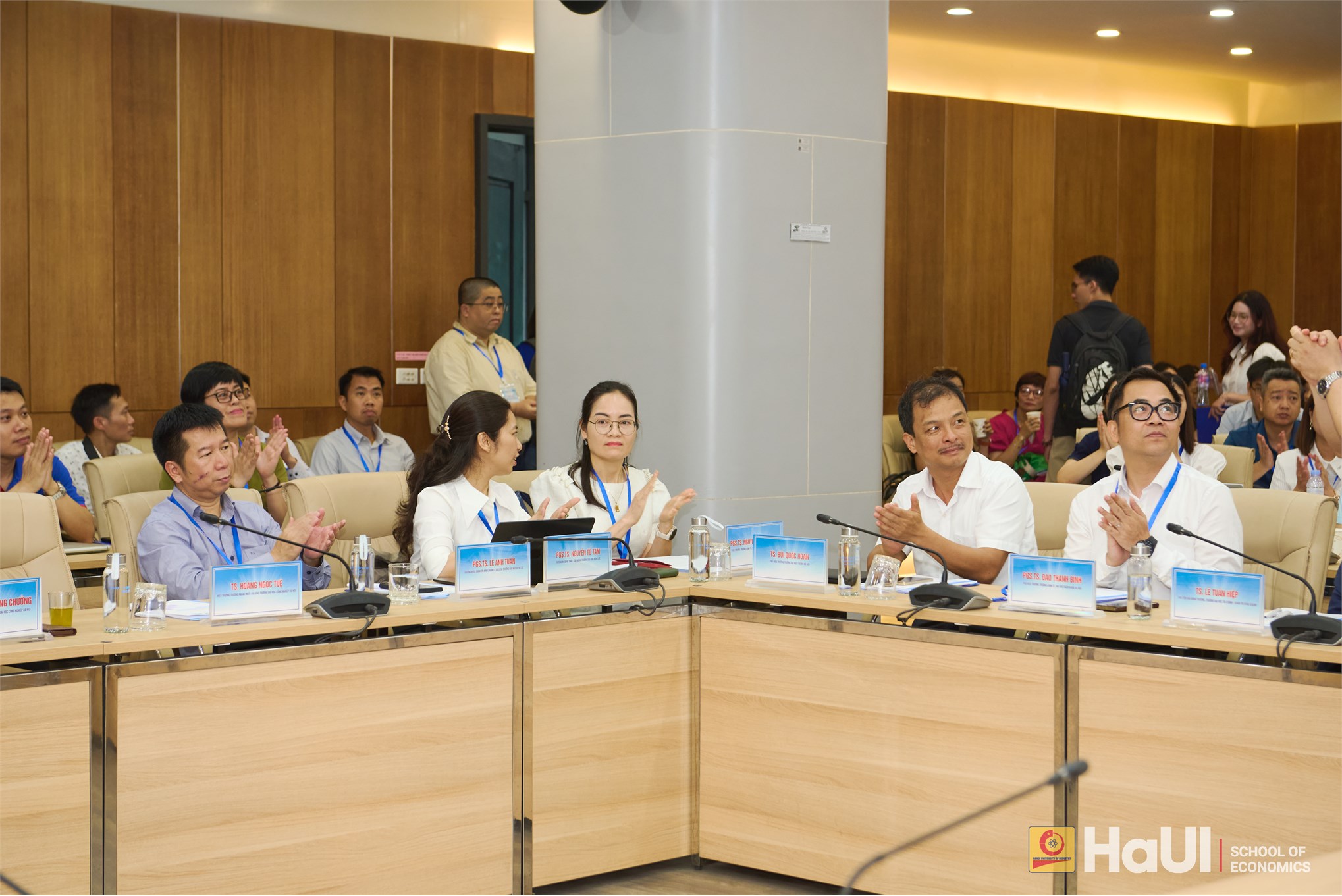 Hội thảo khoa học quốc gia 2025: Quản trị và tài chính hướng đến phát triển bền vững