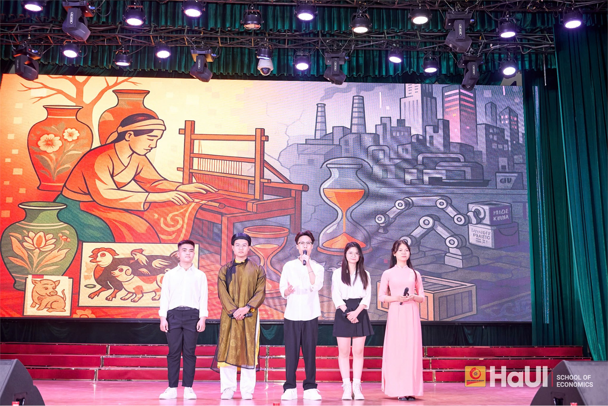 Chung kết cuộc thi SE - HaUI Hackathon 2025 “NeoCulture InnoBiz”: Sân chơi khởi nghiệp sáng tạo gắn kết văn hóa và công nghệ