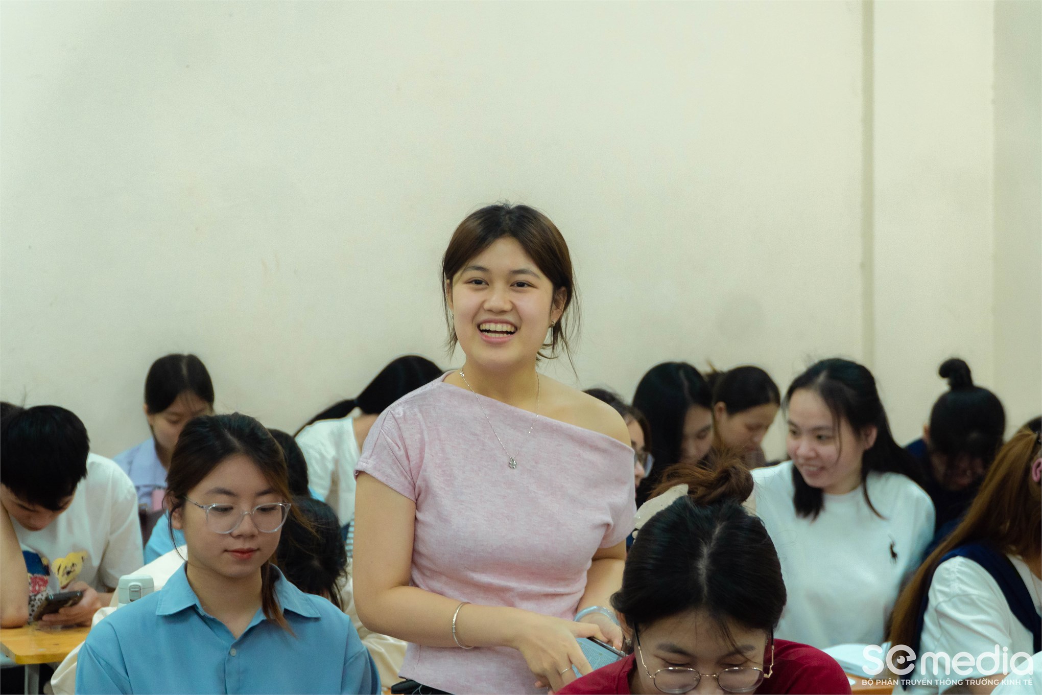 Đồng giảng cùng chuyên gia: Gắn kết lý thuyết với thực tiễn trong học phần “Quản lý hành chính nhà nước”