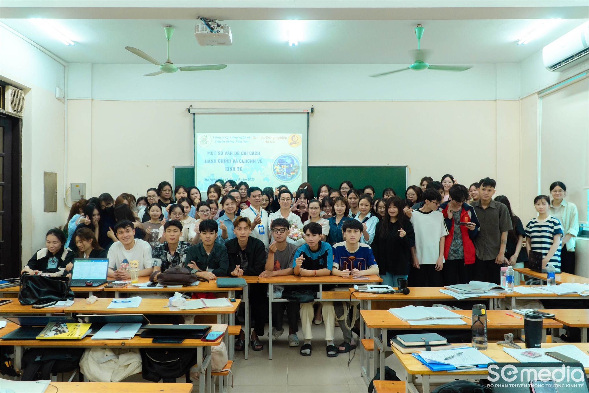 Đồng giảng cùng chuyên gia: Gắn kết lý thuyết với thực tiễn trong học phần “Quản lý hành chính nhà nước”