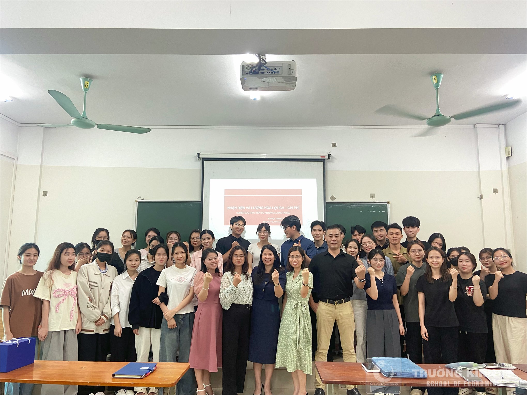 Đồng giảng cùng chuyên gia: Phân tích lợi ích - chi phí trong đầu tư với dự án năng lượng mặt trời Vĩnh Hảo 4