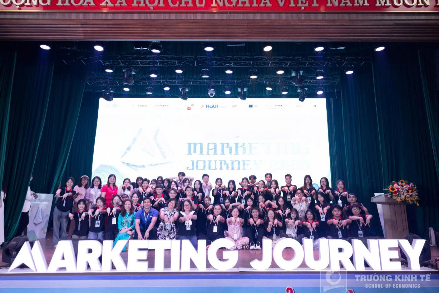Chung kết cuộc thi Marketing Journey 2025 – Sân chơi bùng nổ dành cho những trái tim đam mê Marketing