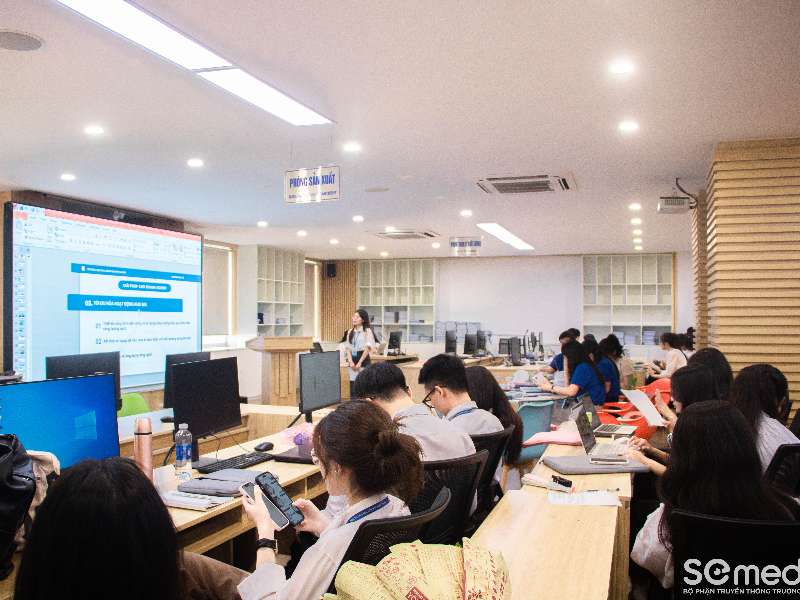 Trường Kinh tế, Đại học Công nghiệp Hà Nội tổ chức Hội nghị sinh viên Nghiên cứu khoa học