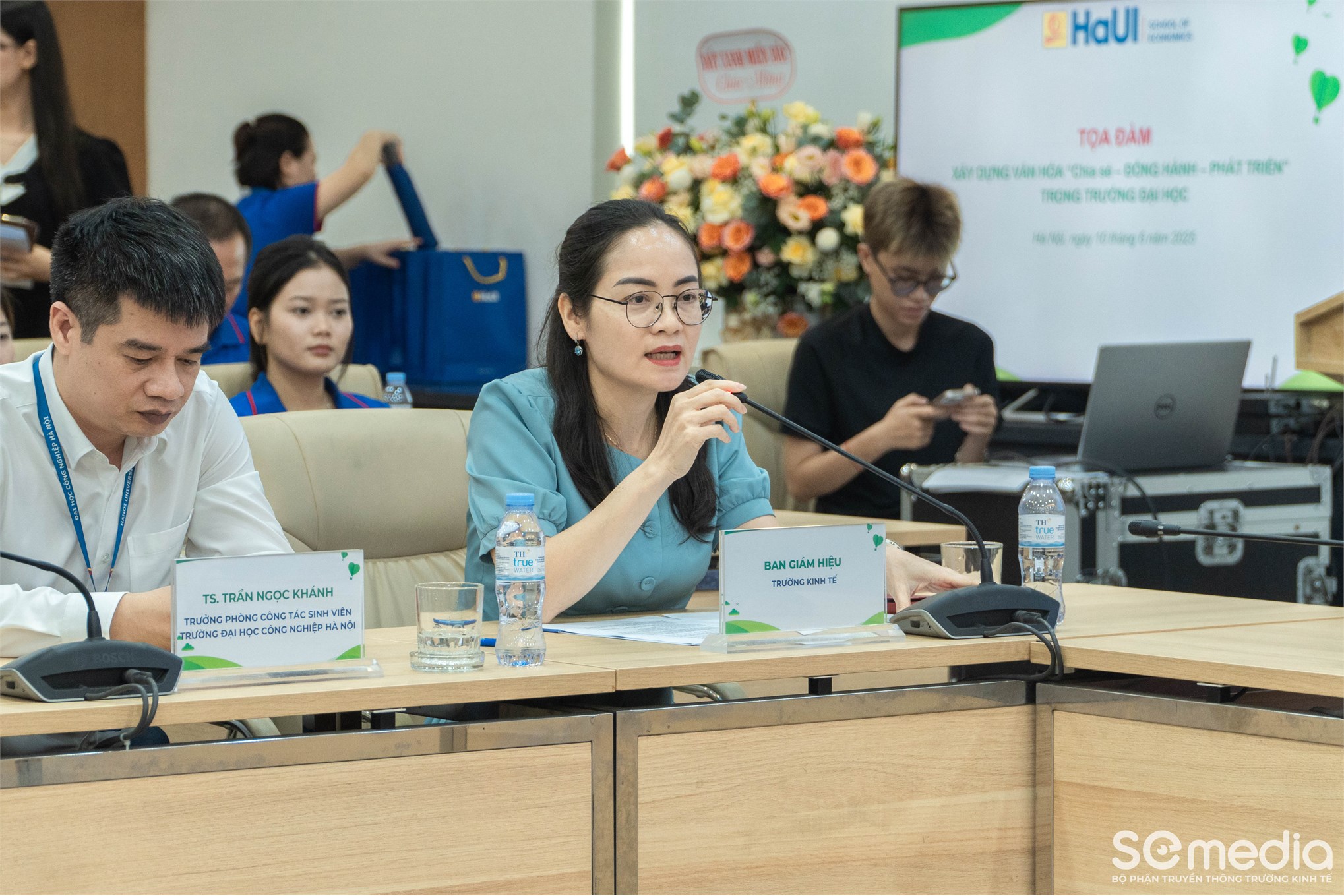 Trường Kinh tế - Trường Đại học Công nghiệp Hà Nội long trọng tổ chức Lễ ra mắt và công bố Đề án “Chương trình Đồng hành cùng sinh viên”
