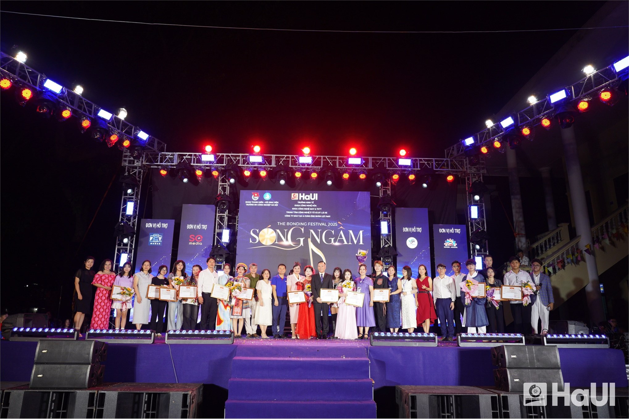 Đại nhạc hội HaUI `The Bonding Festival`: Đêm bùng nổ của tài năng và sự gắn kết