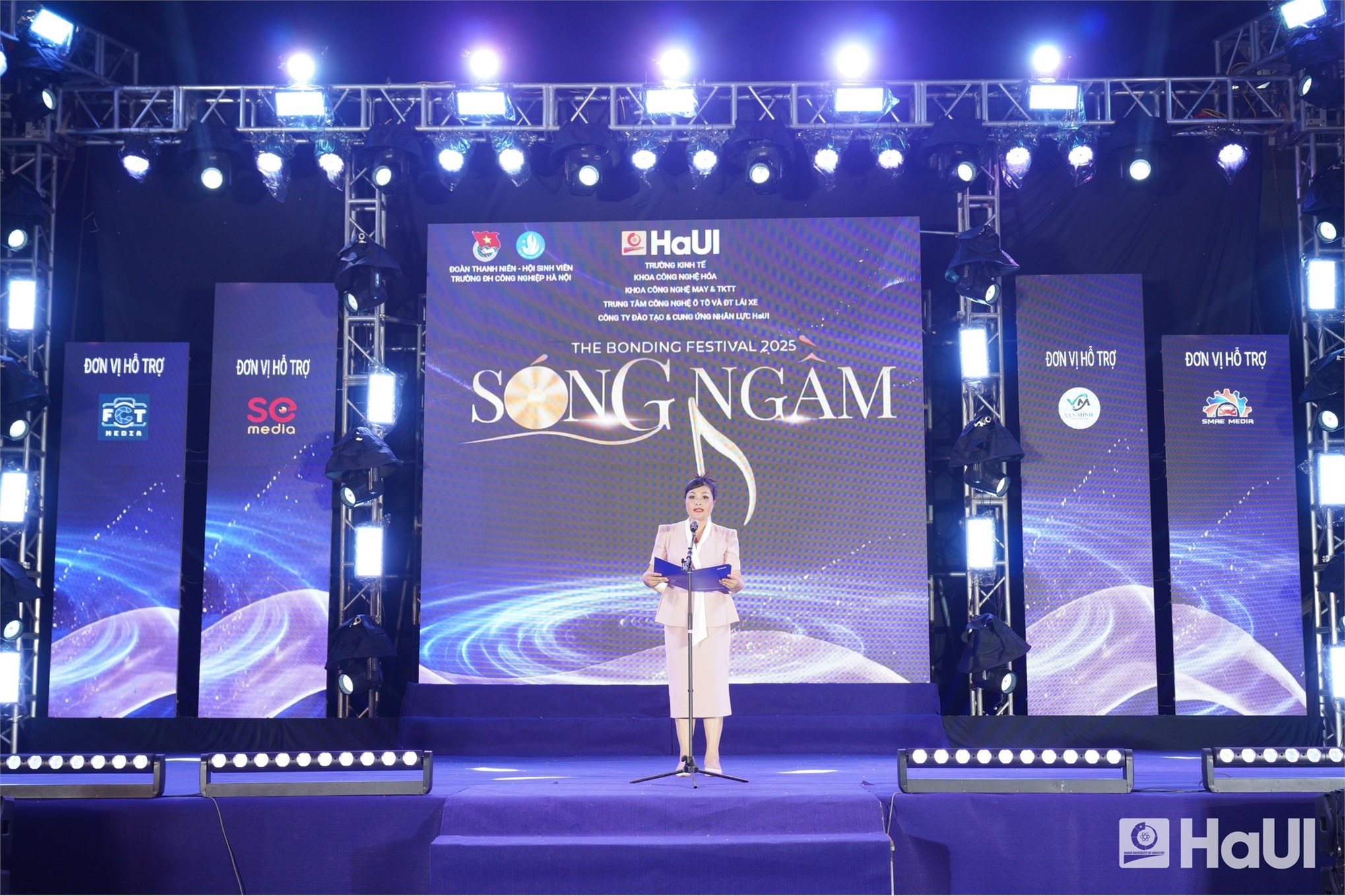Đại nhạc hội HaUI `The Bonding Festival`: Đêm bùng nổ của tài năng và sự gắn kết