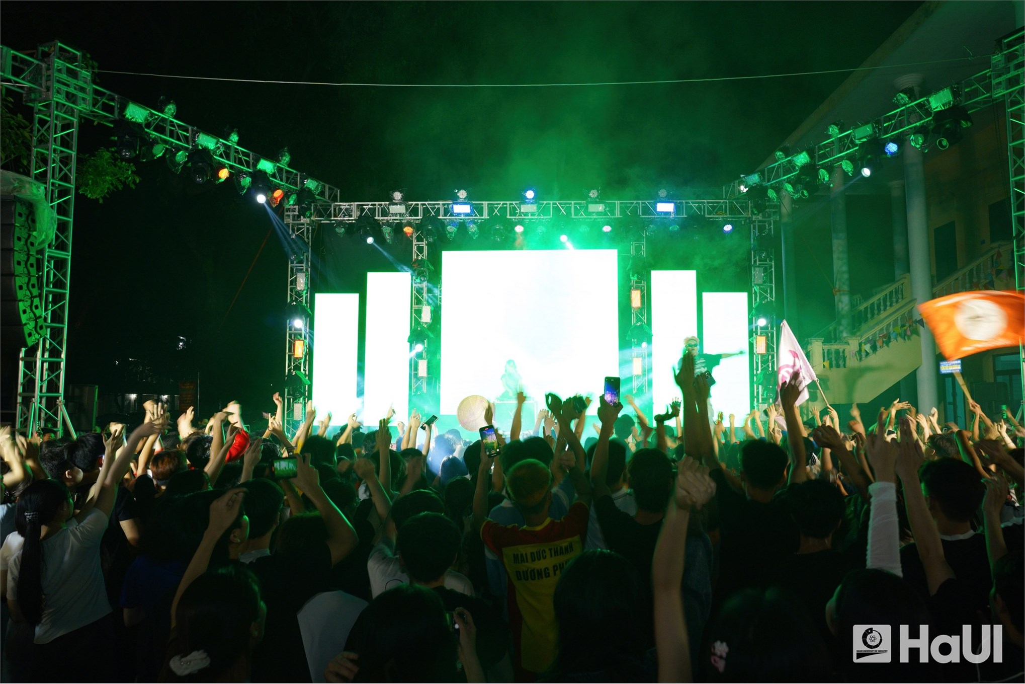 Đại nhạc hội HaUI `The Bonding Festival`: Đêm bùng nổ của tài năng và sự gắn kết