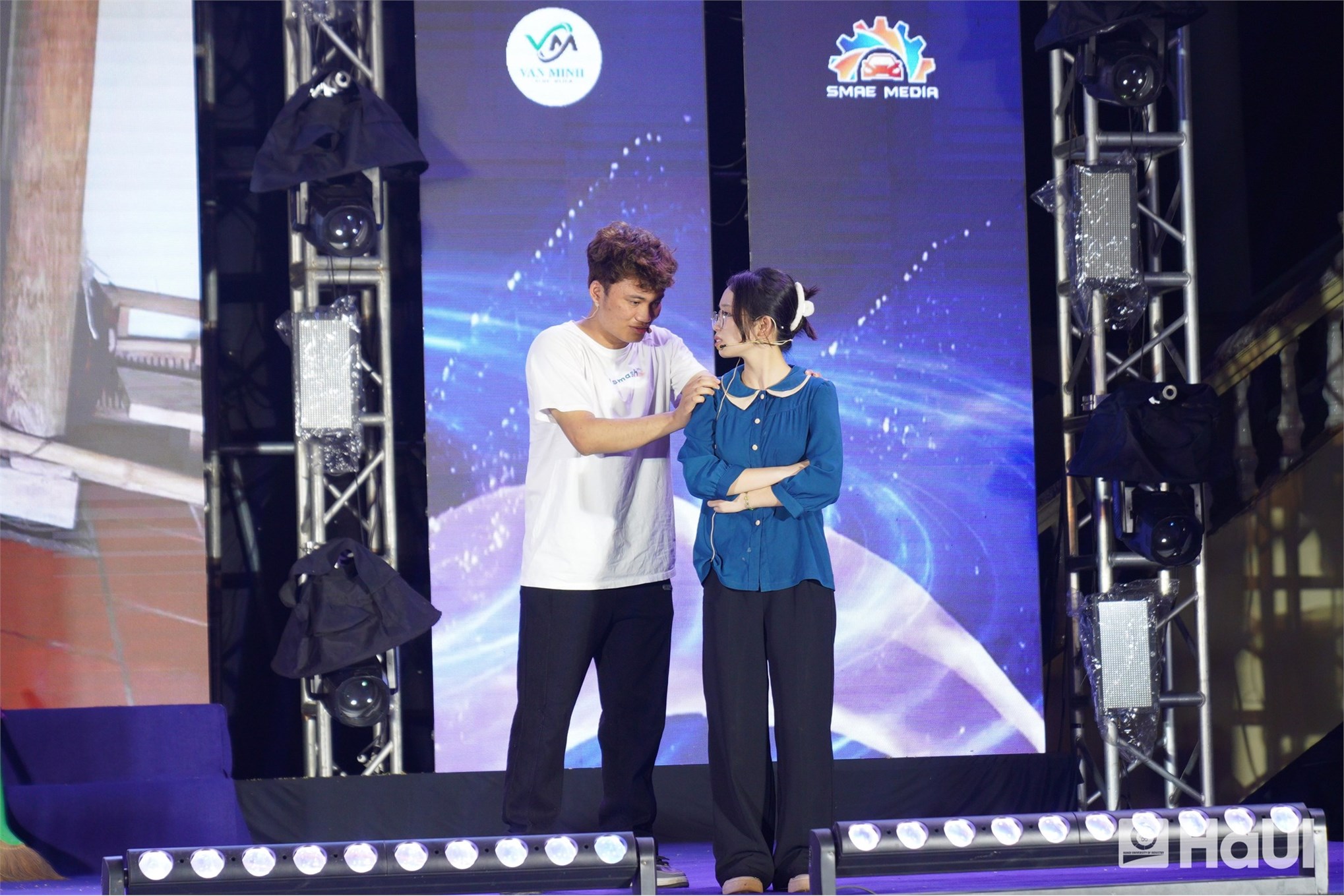 Đại nhạc hội HaUI `The Bonding Festival`: Đêm bùng nổ của tài năng và sự gắn kết