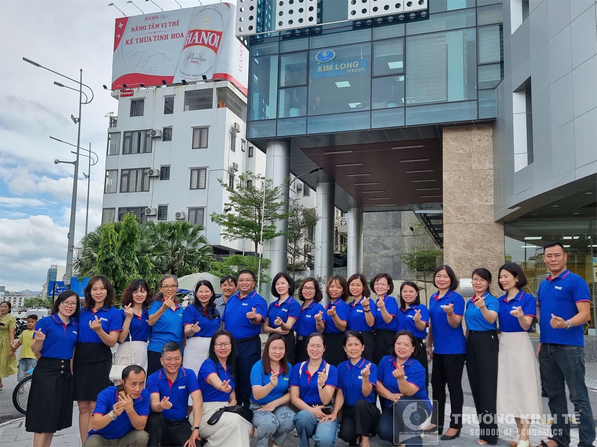 Khoa Tài chính tổ chức chương trình tham quan, trao đổi thực tế tại Công ty Cổ phần Kim Long