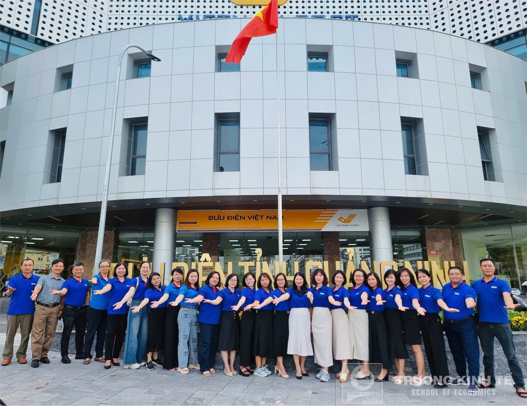 Khoa Tài chính tổ chức chương trình tham quan, trao đổi thực tế tại Công ty Cổ phần Kim Long