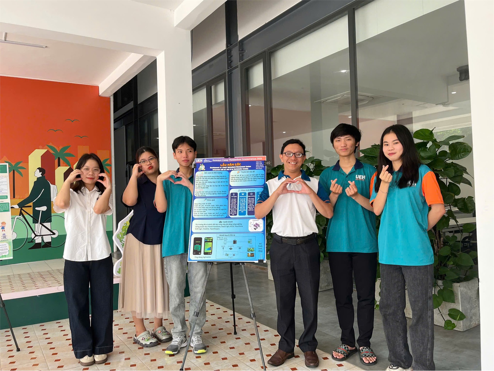 Sinh viên Trường Kinh tế - Trường Đại học Công nghiệp Hà Nội kết thúc tốt đẹp chương trình “UEH Mekong Summer Camp 2025” – Chương trình trao đổi sinh viên của UEH