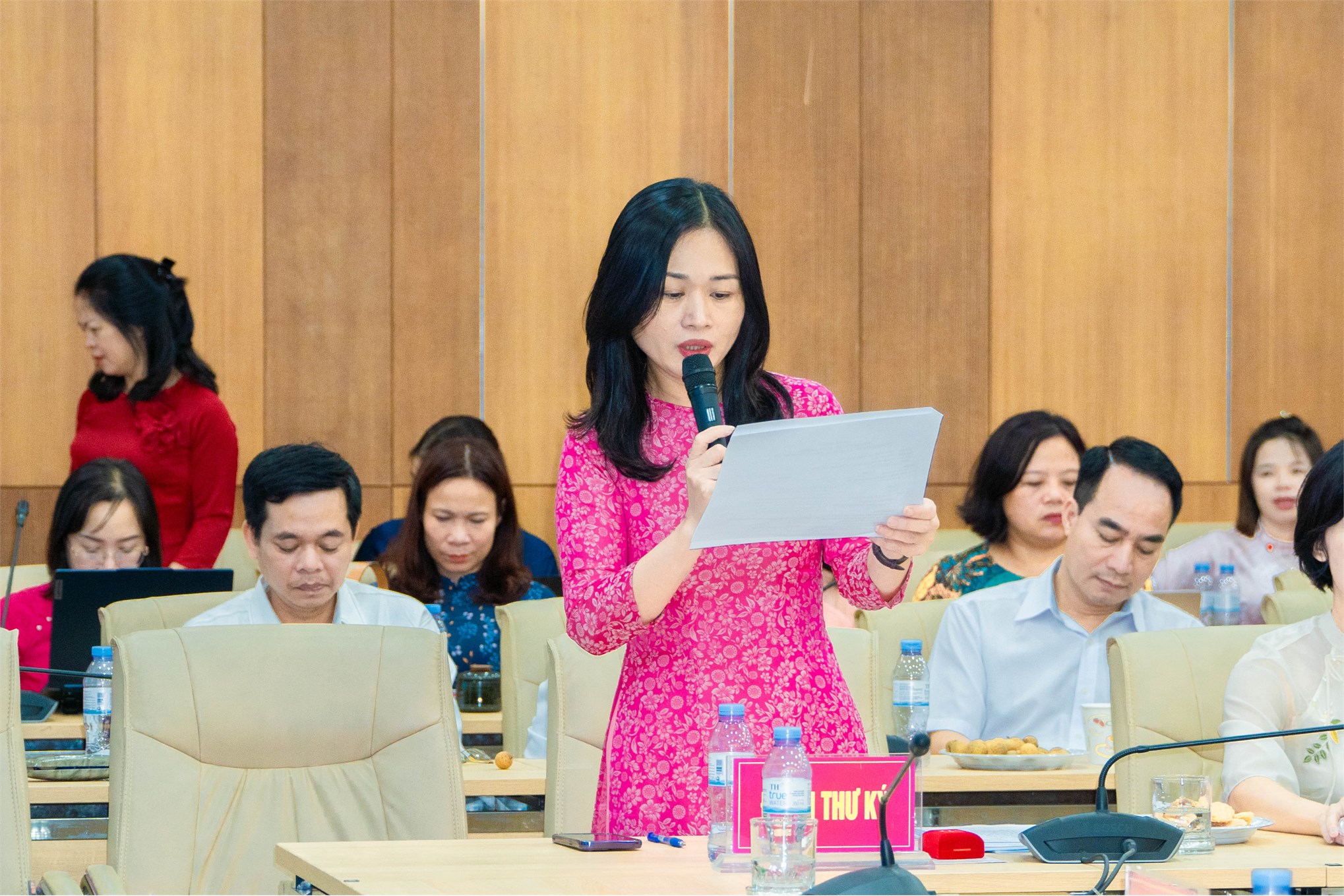 Hội nghị viên chức, người lao động Trường Kinh tế: Tổng kết năm học 2024-2025 và triển khai nhiệm vụ năm học 2025-2026