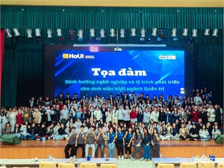 Trường Kinh tế tổ chức Ngày hội định hướng nghề nghiệp cho sinh viên Khóa 20