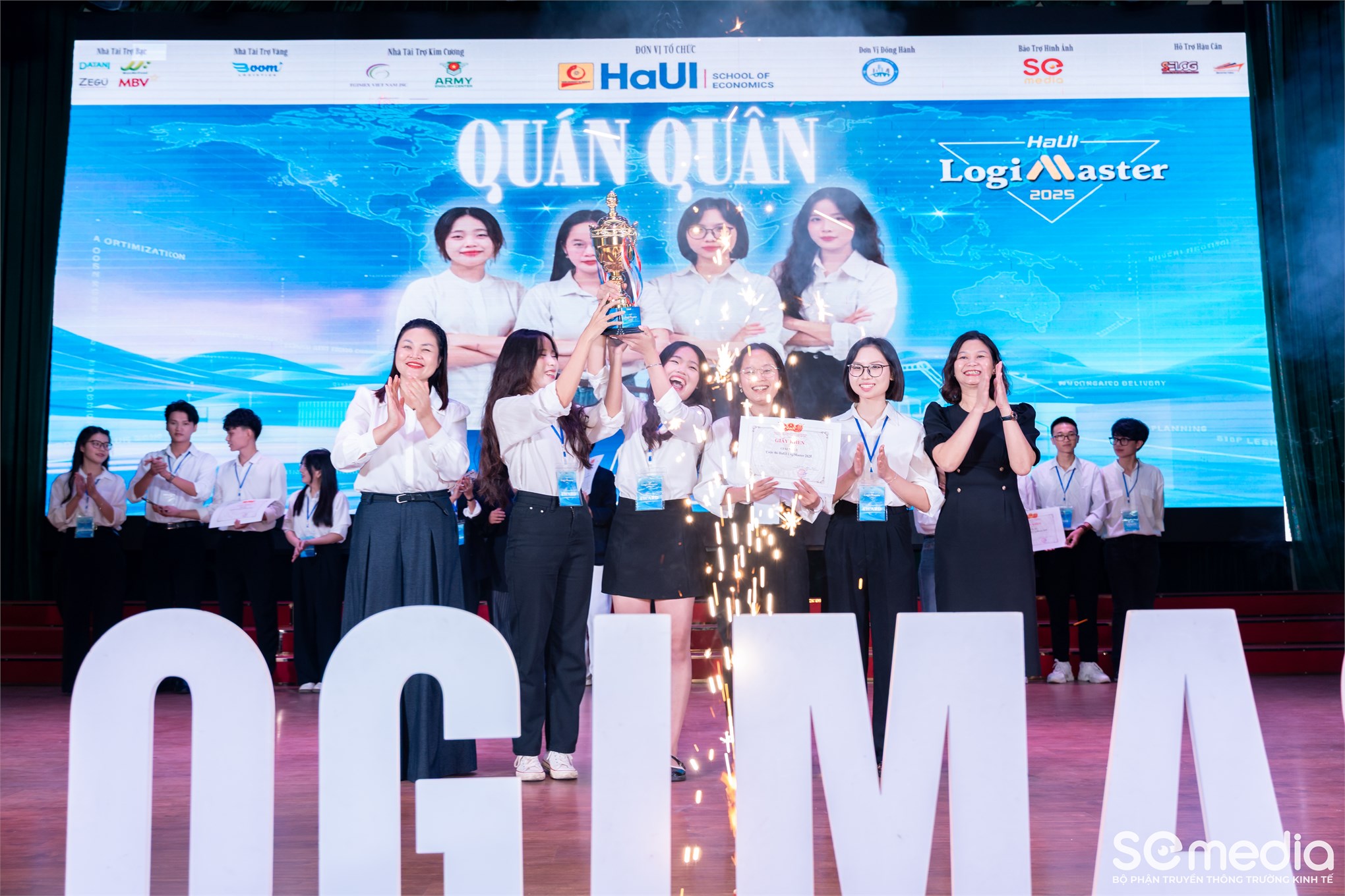 Chung kết HaUI LogiMaster 2025 – Bùng nổ sáng tạo với chủ đề “AI Shaping The Future of Logistics”