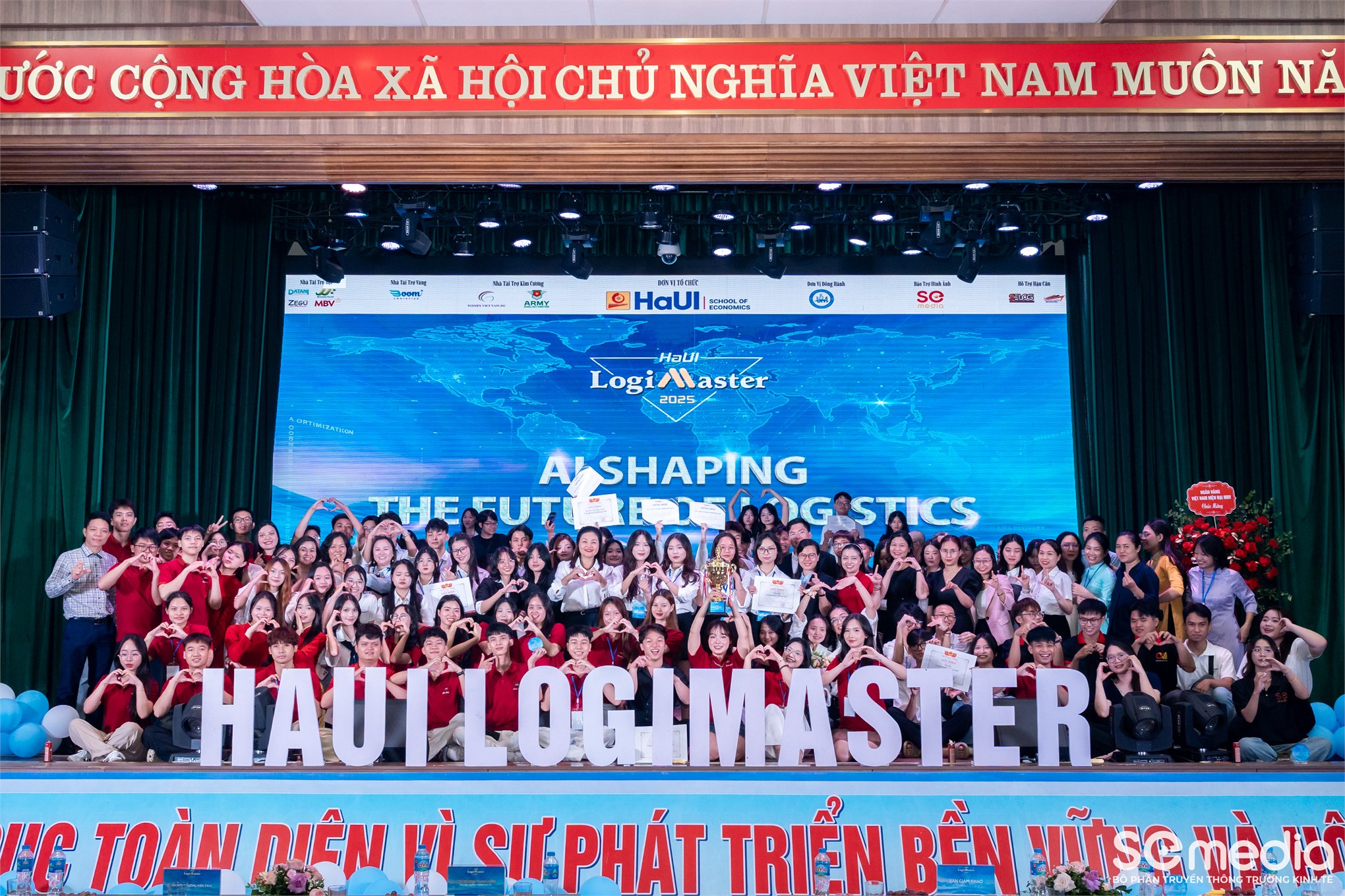 Chung kết HaUI LogiMaster 2025 – Bùng nổ sáng tạo với chủ đề “AI Shaping The Future of Logistics”