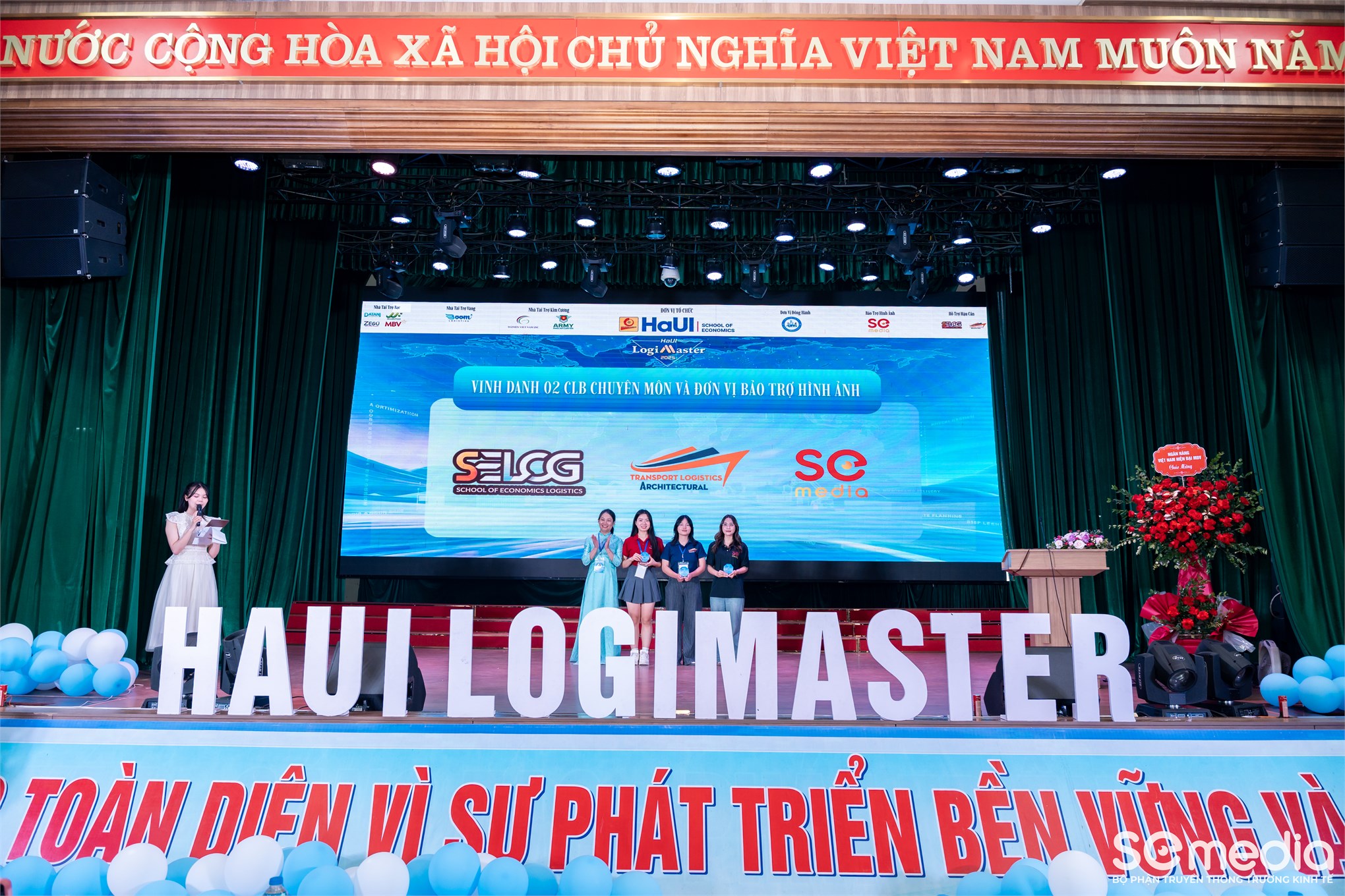 Chung kết HaUI LogiMaster 2025 – Bùng nổ sáng tạo với chủ đề “AI Shaping The Future of Logistics”