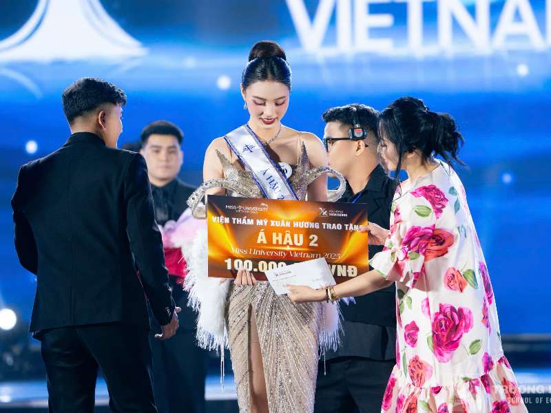 Vẻ đẹp, tài năng, trí tuệ của sinh viên Trường Kinh tế tỏa sáng tại Chung kết Hoa hậu Sinh viên Việt Nam 2025!