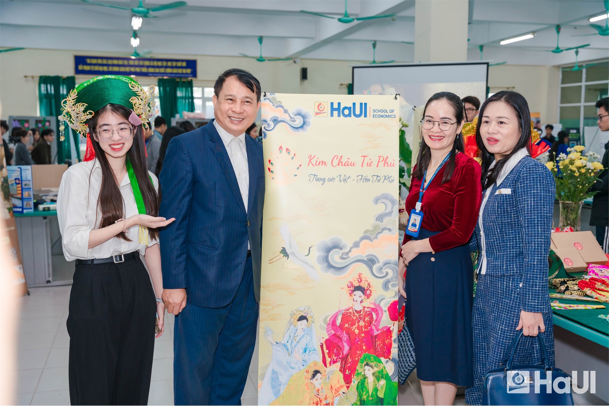 Trường Kinh tế tham gia “Ngày hội Đổi mới Sáng tạo – HaUI Innovation Day 2025”