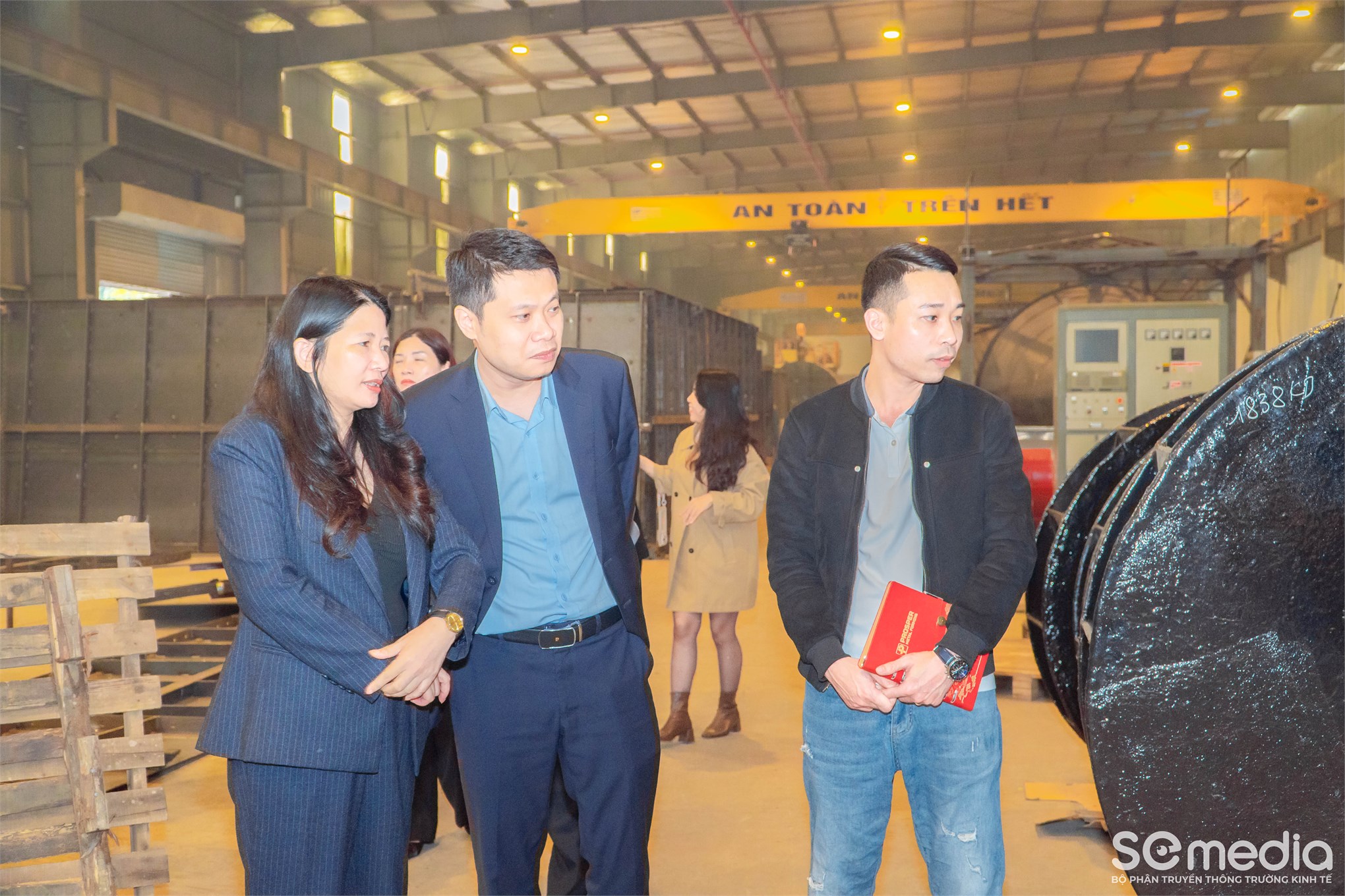 Trường Kinh tế – Đại học Công nghiệp Hà Nội tăng cường hợp tác toàn diện với Tập đoàn Phương Linh