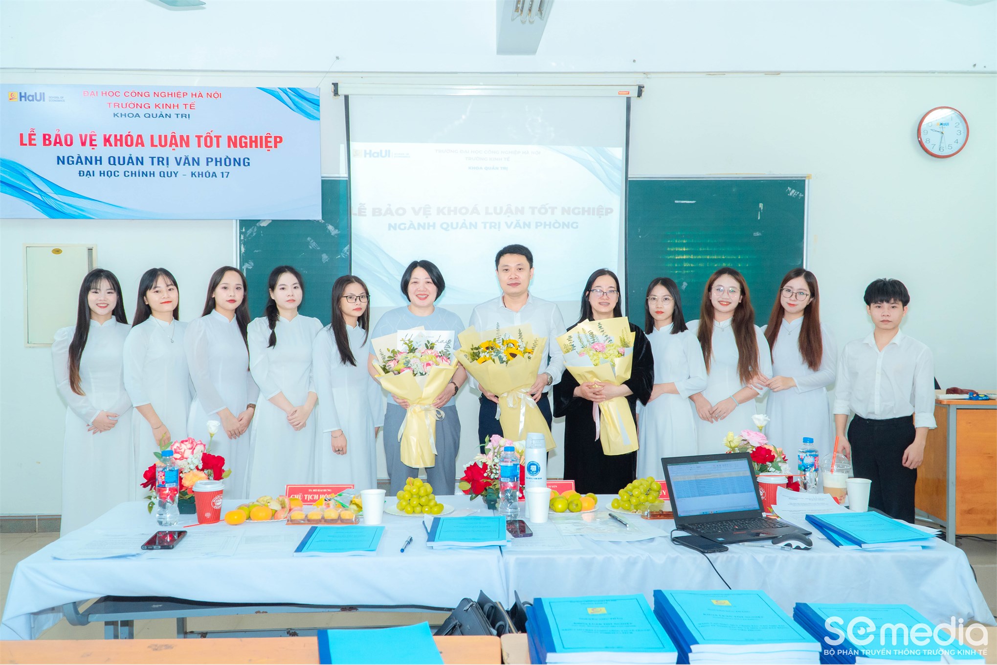 Khép lại hành trình học tập – Mở ra tương lai mới: Lễ bảo vệ Khóa luận Tốt nghiệp Học kỳ 1/2025–2026