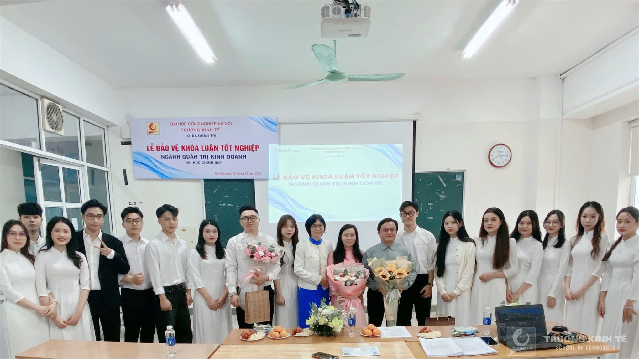 Khép lại hành trình học tập – Mở ra tương lai mới: Lễ bảo vệ Khóa luận Tốt nghiệp Học kỳ 1/2025–2026