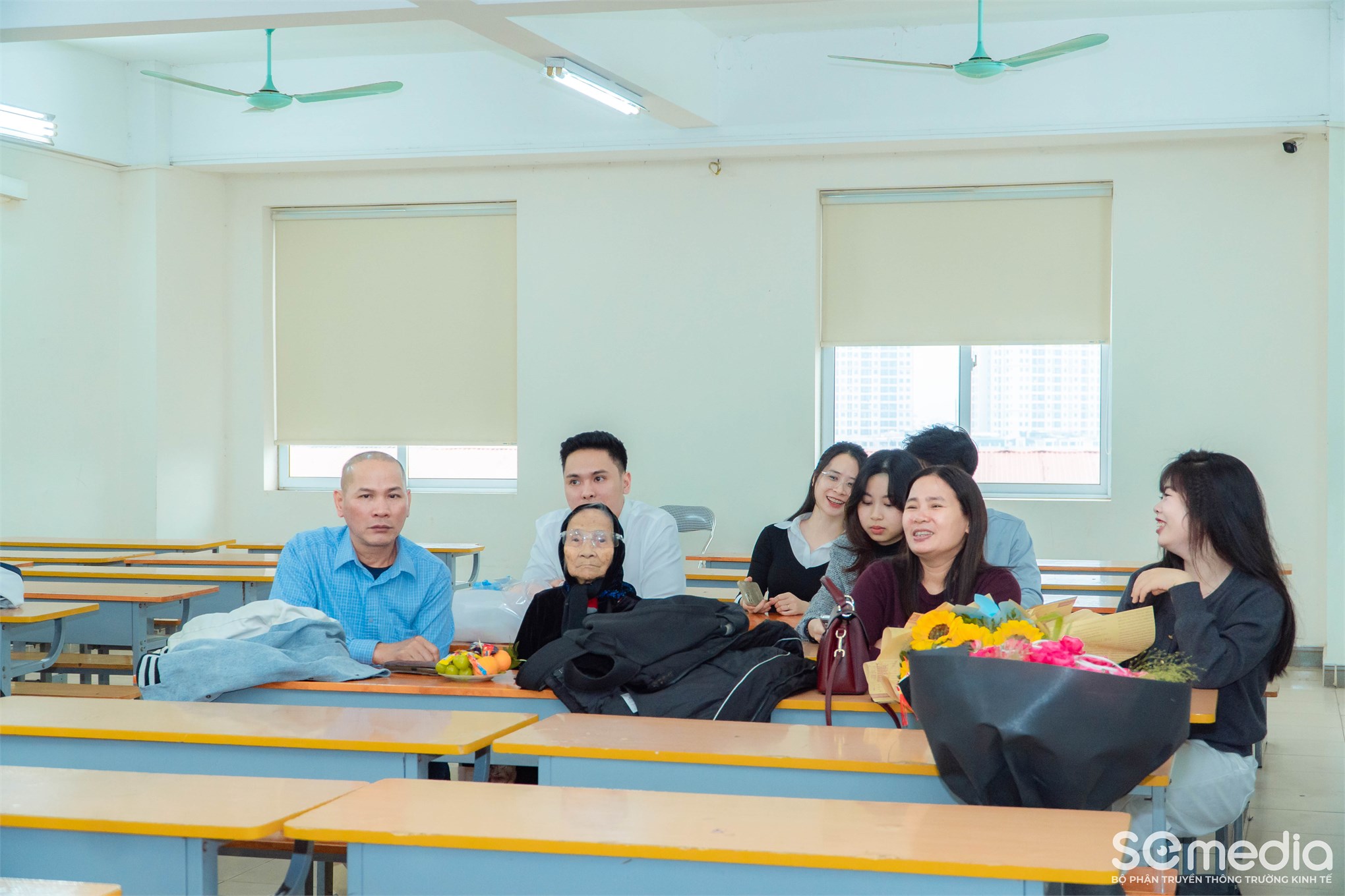 Khép lại hành trình học tập – Mở ra tương lai mới: Lễ bảo vệ Khóa luận Tốt nghiệp Học kỳ 1/2025–2026