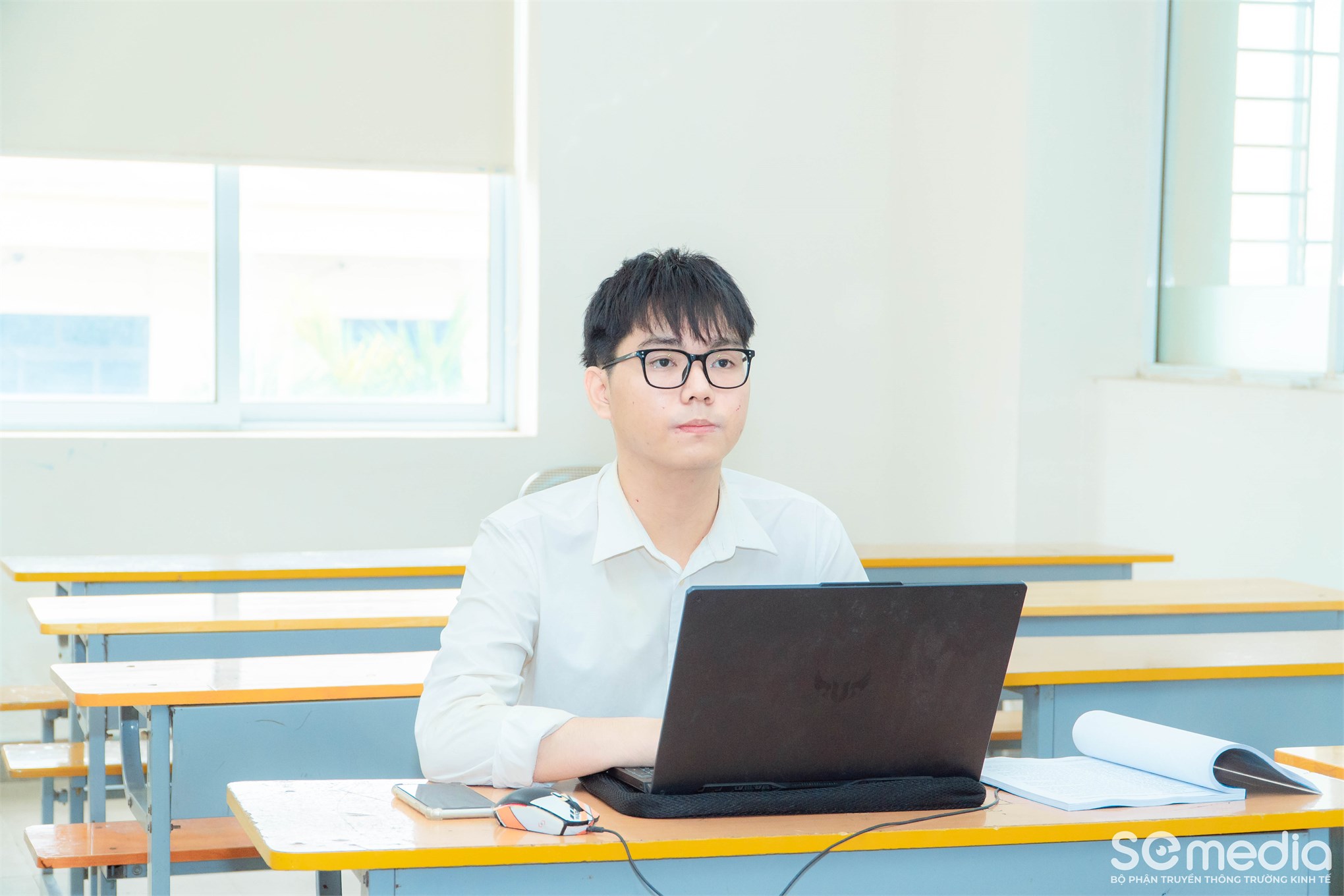 Khép lại hành trình học tập – Mở ra tương lai mới: Lễ bảo vệ Khóa luận Tốt nghiệp Học kỳ 1/2025–2026