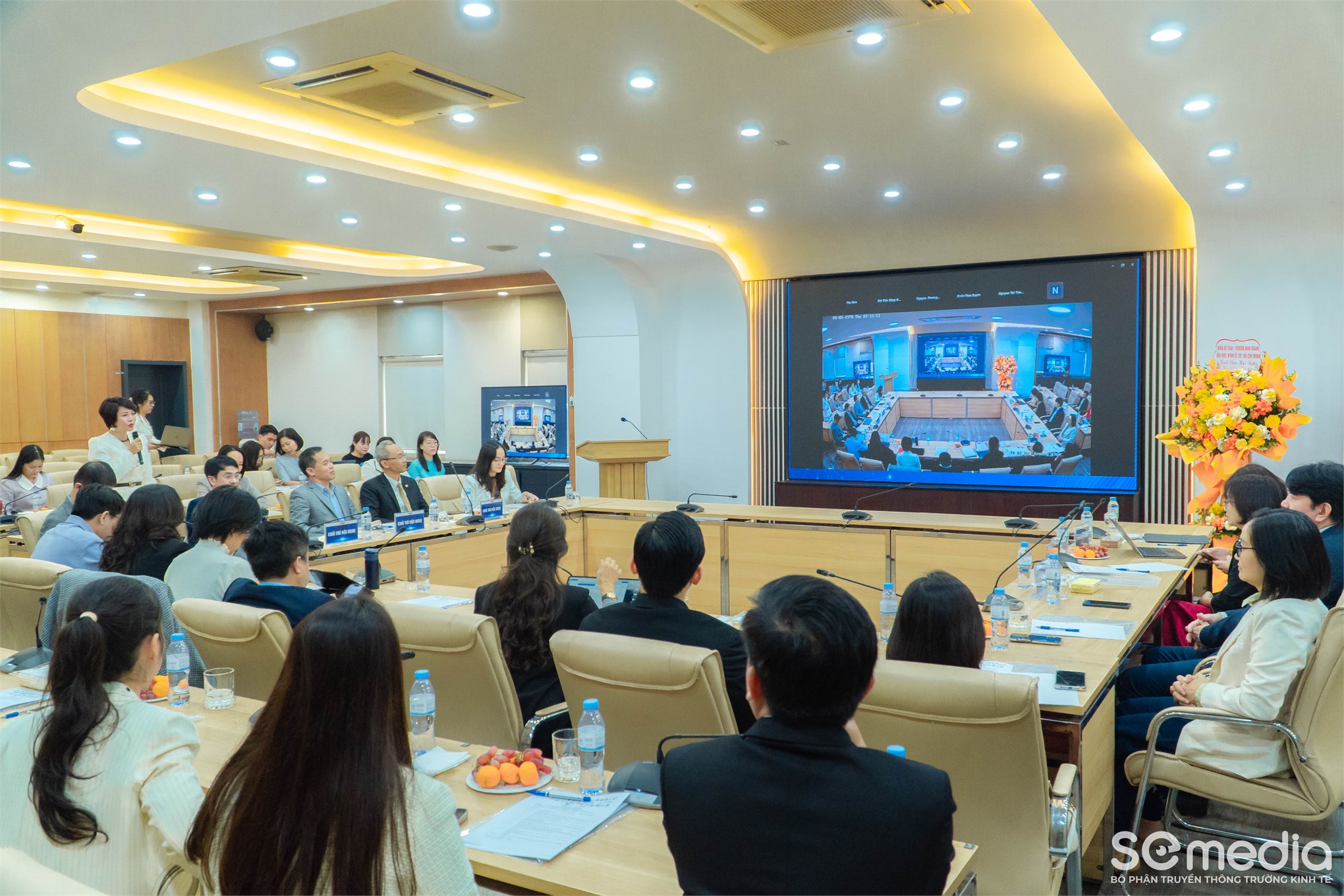 Trường kinh tế, Đại học Công nghiệp Hà Nội tổ chức hội nghị bàn tròn về định hướng đào tạo ngành kế toán – kiểm toán trong kỷ nguyên ai và dữ liệu lớn