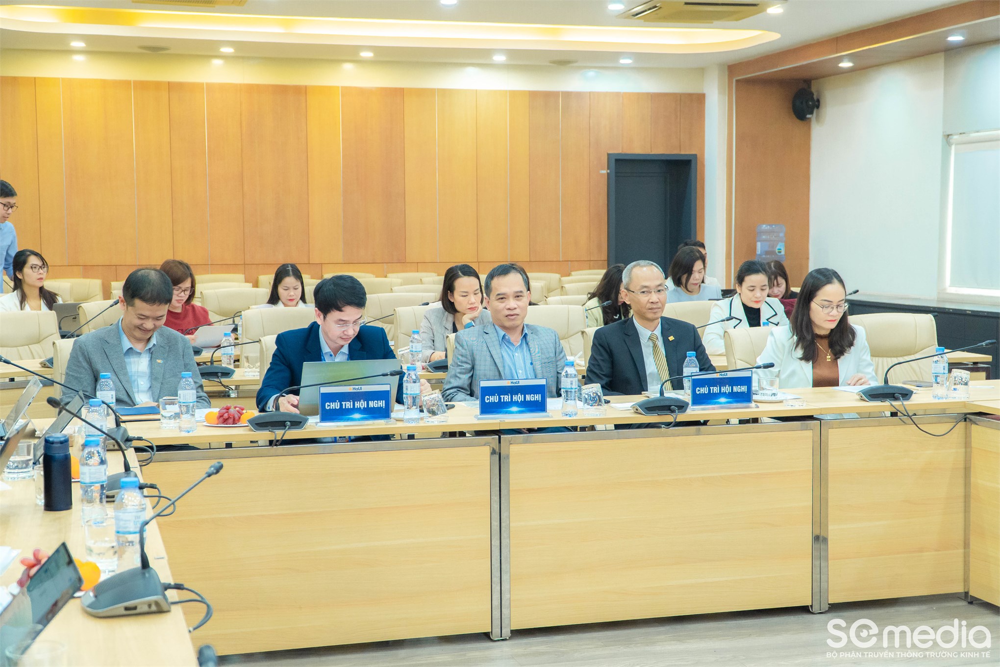 Trường kinh tế, Đại học Công nghiệp Hà Nội tổ chức hội nghị bàn tròn về định hướng đào tạo ngành kế toán – kiểm toán trong kỷ nguyên ai và dữ liệu lớn