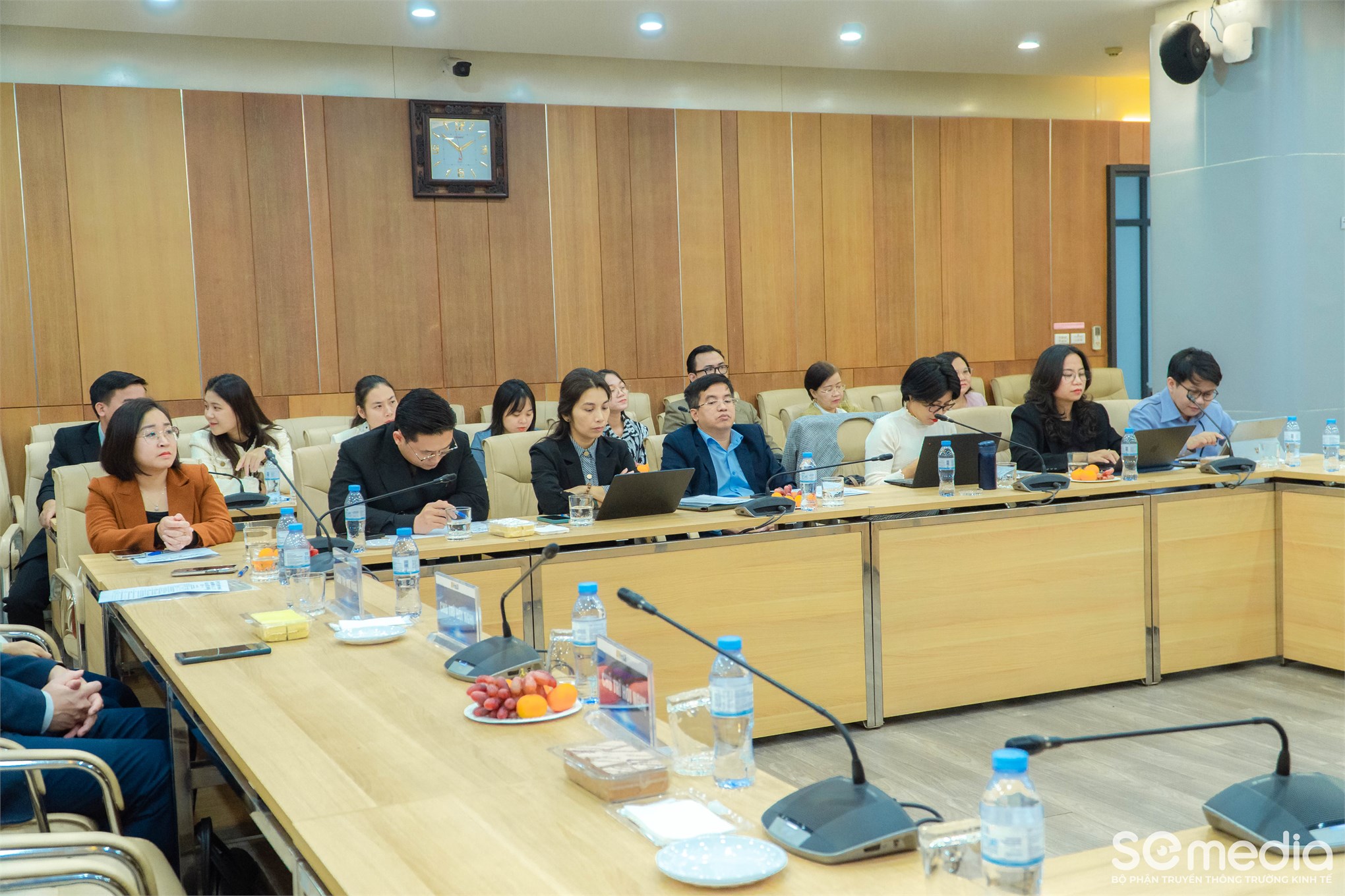 Trường kinh tế, Đại học Công nghiệp Hà Nội tổ chức hội nghị bàn tròn về định hướng đào tạo ngành kế toán – kiểm toán trong kỷ nguyên ai và dữ liệu lớn