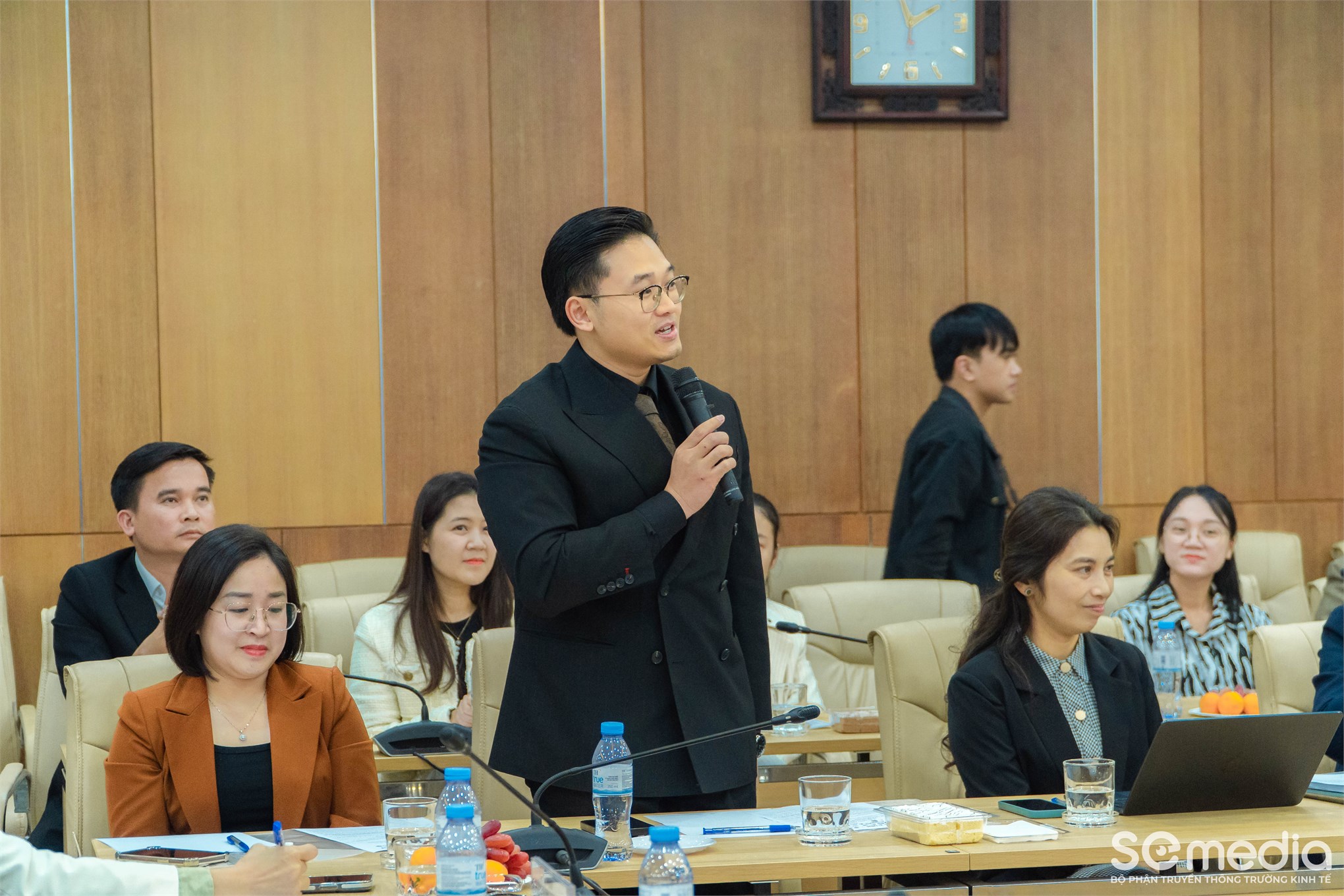 Trường kinh tế, Đại học Công nghiệp Hà Nội tổ chức hội nghị bàn tròn về định hướng đào tạo ngành kế toán – kiểm toán trong kỷ nguyên ai và dữ liệu lớn