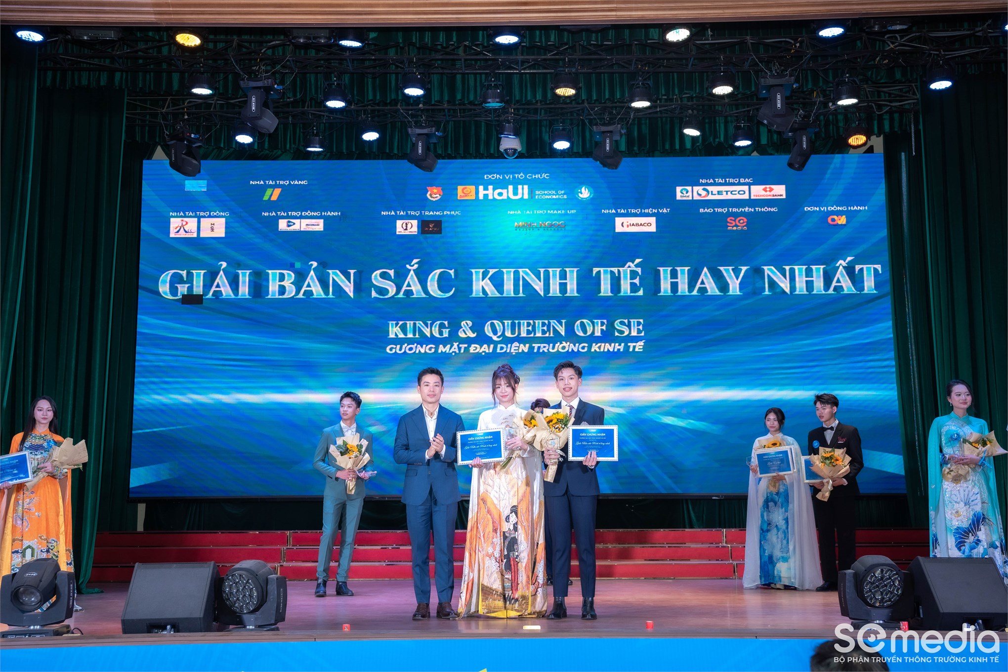Chung kết `King & Queen of SE 2025 - Gương mặt đại diện Trường Kinh tế` : hành trình tỏa sáng của nhan sắc, trí tuệ và bản sắc sinh viên Kinh tế