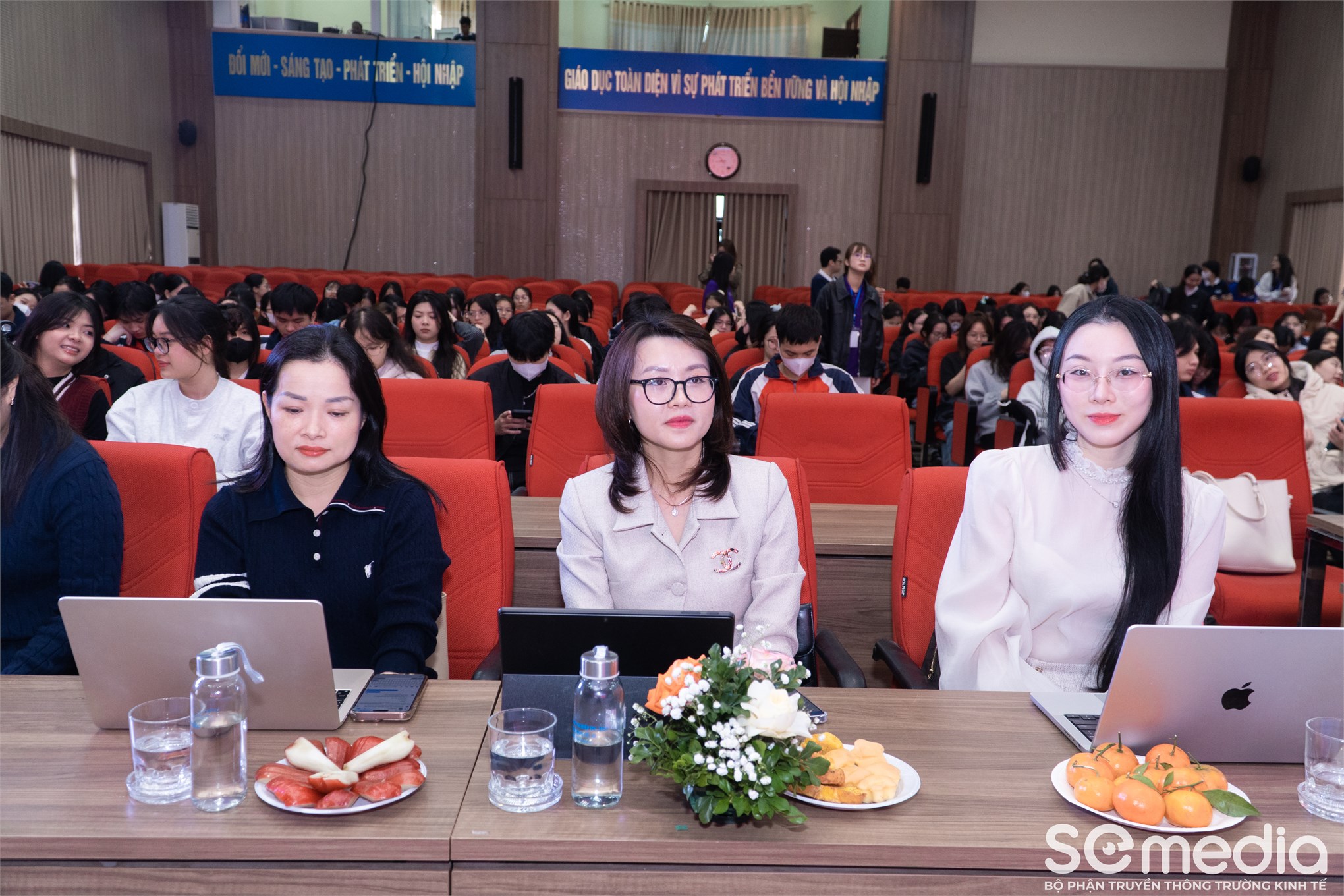 Sinh viên Trường Kinh tế - Đại học Công nghiệp Hà Nội: Làm chủ tài chính trong kỷ nguyên số