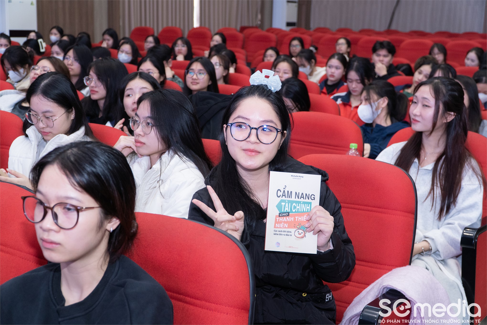 Sinh viên Trường Kinh tế - Đại học Công nghiệp Hà Nội: Làm chủ tài chính trong kỷ nguyên số