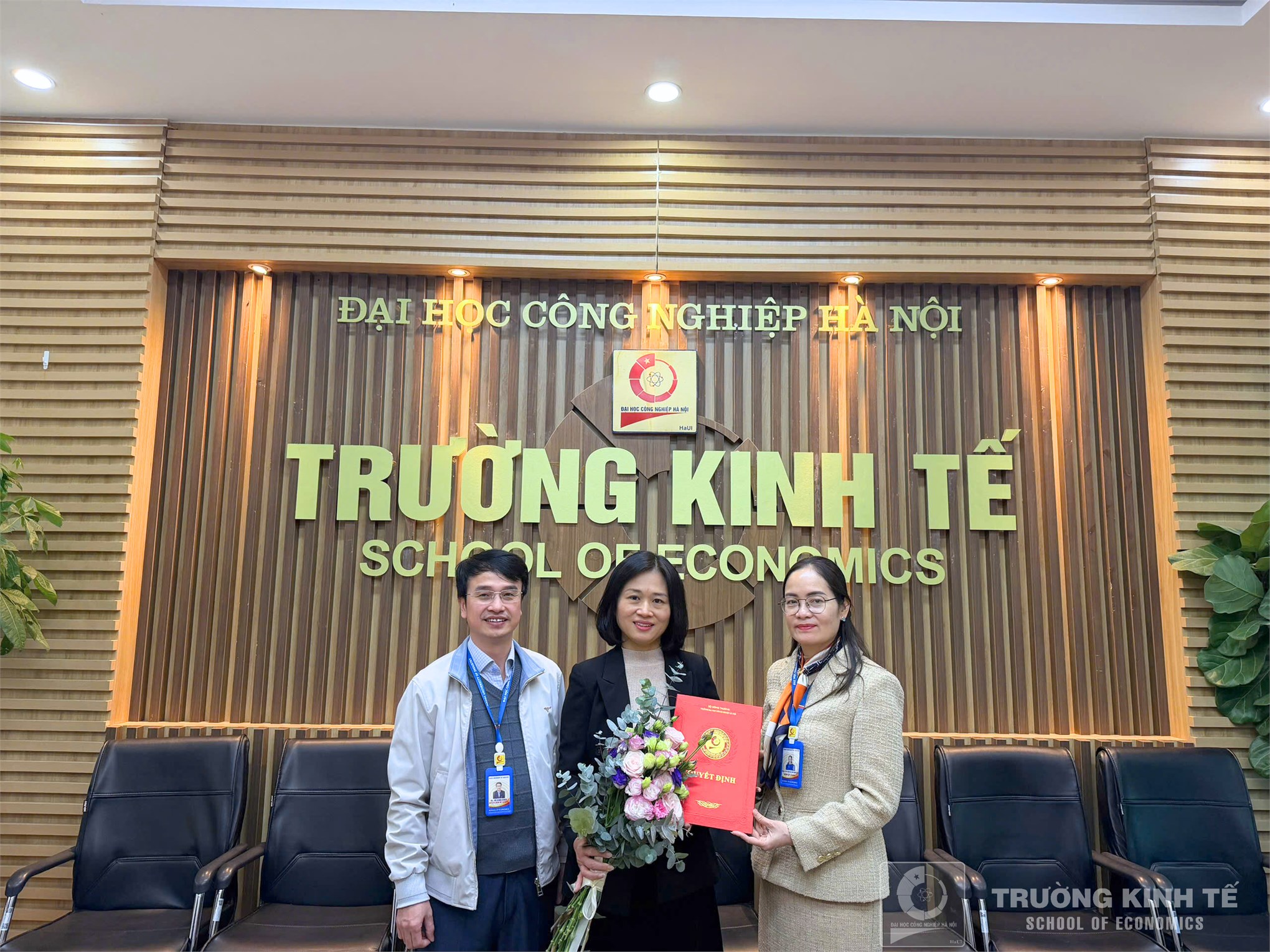 Trường Kinh tế - Đại học Công nghiệp Hà Nội: Trao Quyết định bổ nhiệm, viên chức quản lý