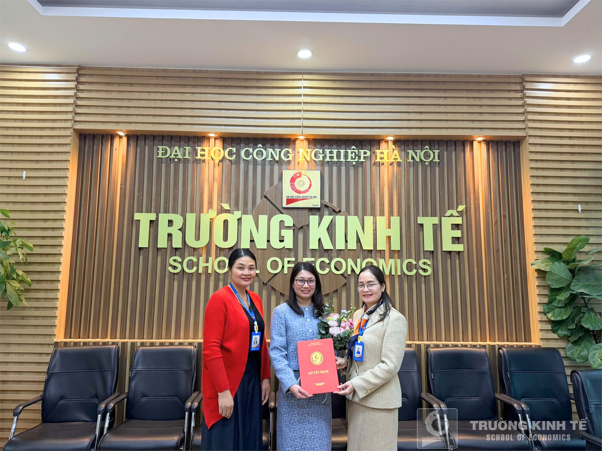Trường Kinh tế - Đại học Công nghiệp Hà Nội: Trao Quyết định bổ nhiệm, viên chức quản lý