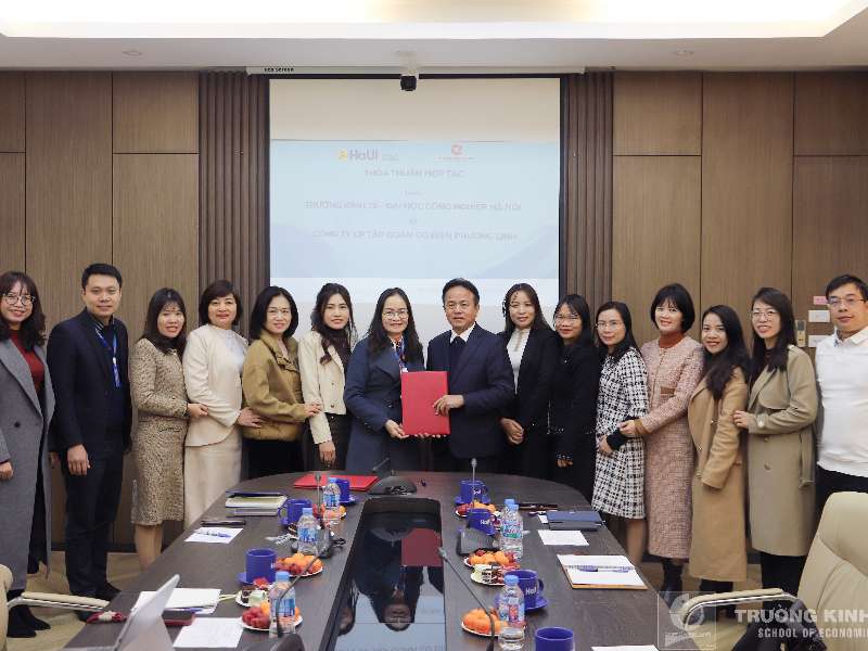 Trường Kinh tế ký kết thỏa thuận hợp tác chiến lược với Tập đoàn Phương Linh