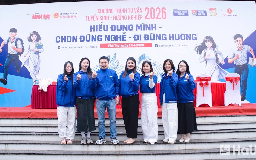 Trường Kinh tế HaUI tư vấn tuyển sinh, hướng nghiệp 2026 tại Trường THPT Chuyên Hùng Vương
