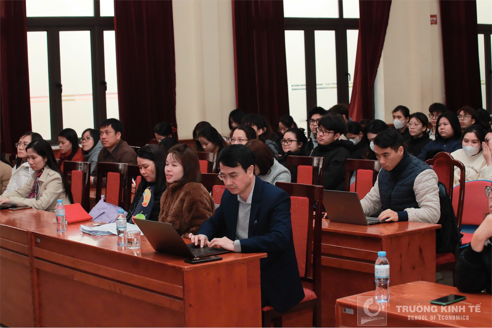 Trường Kinh tế tổ chức Hội nghị Lớp trưởng, Bí thư Chi đoàn năm học 2025 – 2026